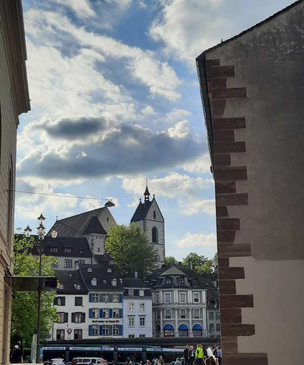 Florian’s Reisemosaik – Auf Flüstertour in der Stadt der Medizin nach Basel reisen - Erlebnis Städtereise