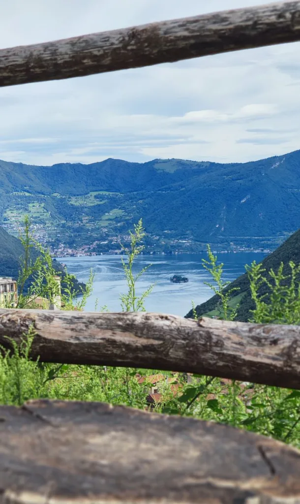 Florians Reise – Mosaik – Sitzplätze mit Weitblick – Auf den Spuren der Pachine Giganti / Big Bench Community Project