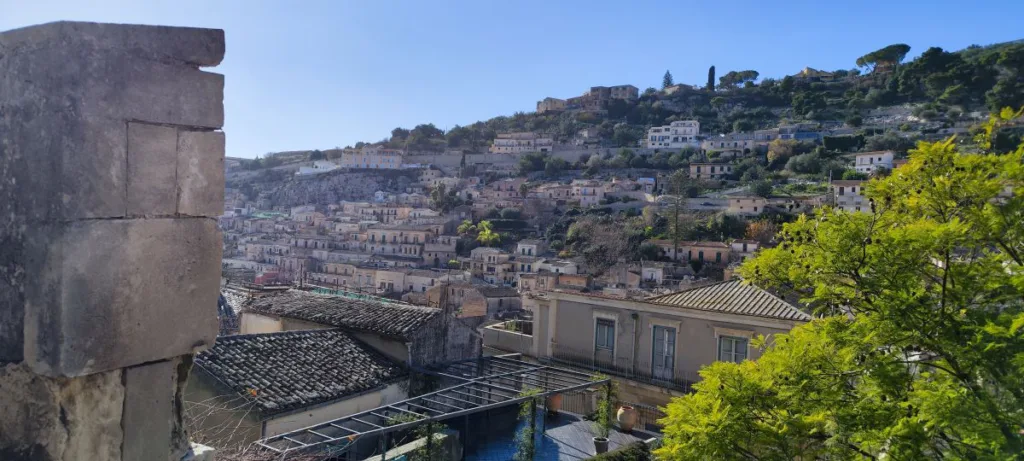 Modica und seine versteckten UNESCO Welterbe Schätze auf Sizilien in Italien Schokolade und die Marina di Modica